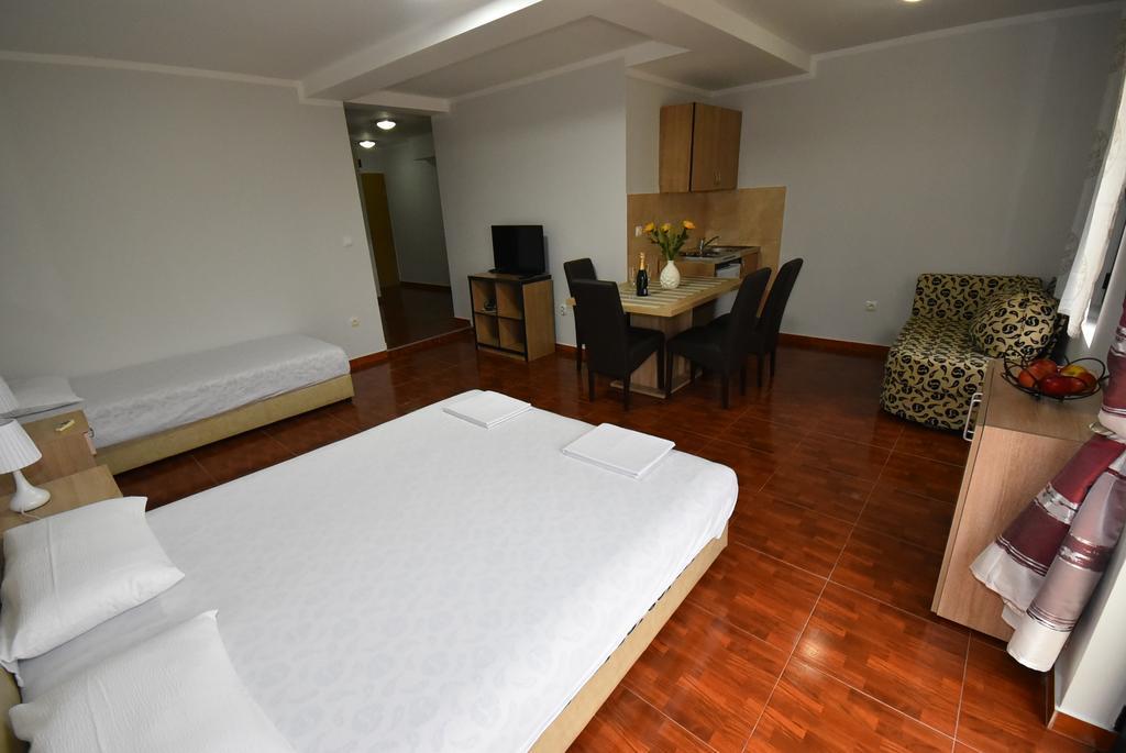 Apartmani Bozinovic Herceg Novi Exterior photo