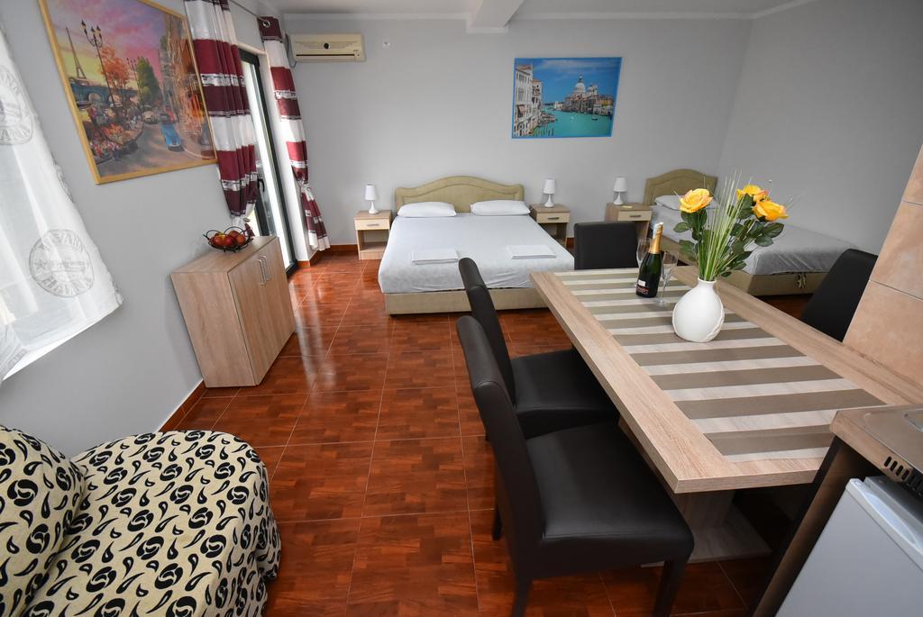 Apartmani Bozinovic Herceg Novi Exterior photo