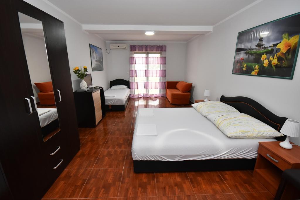 Apartmani Bozinovic Herceg Novi Exterior photo
