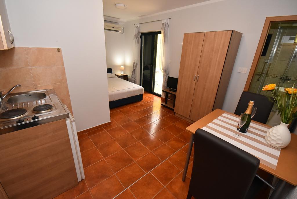Apartmani Bozinovic Herceg Novi Exterior photo