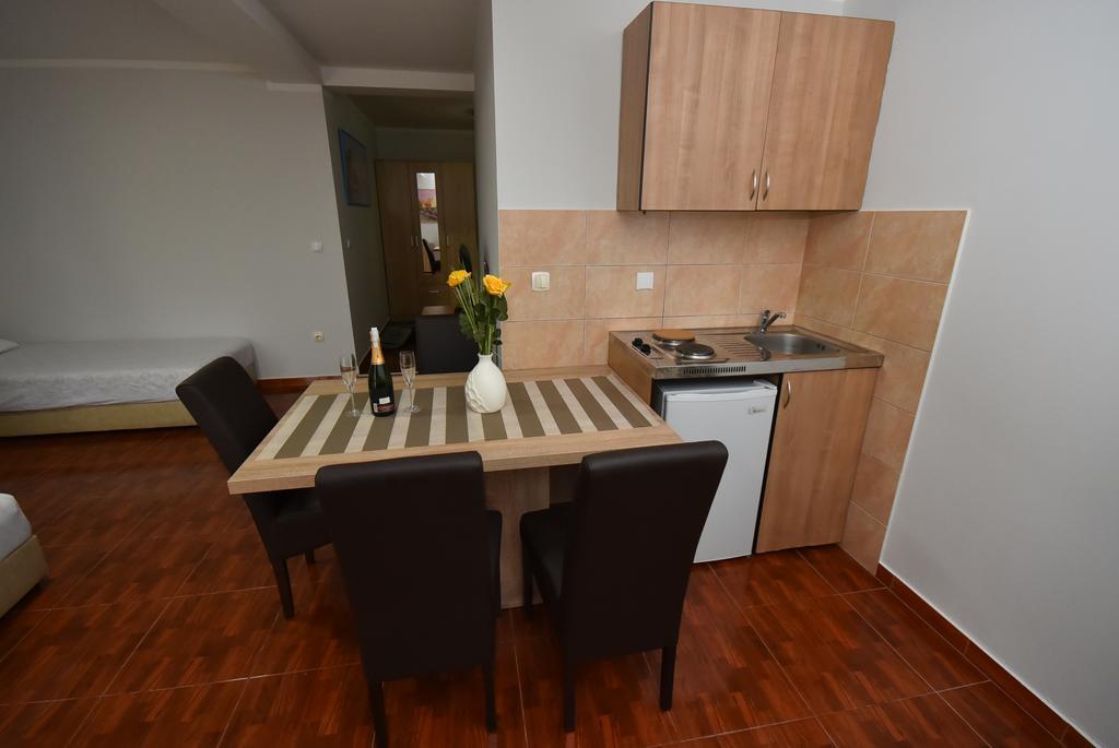 Apartmani Bozinovic Herceg Novi Exterior photo